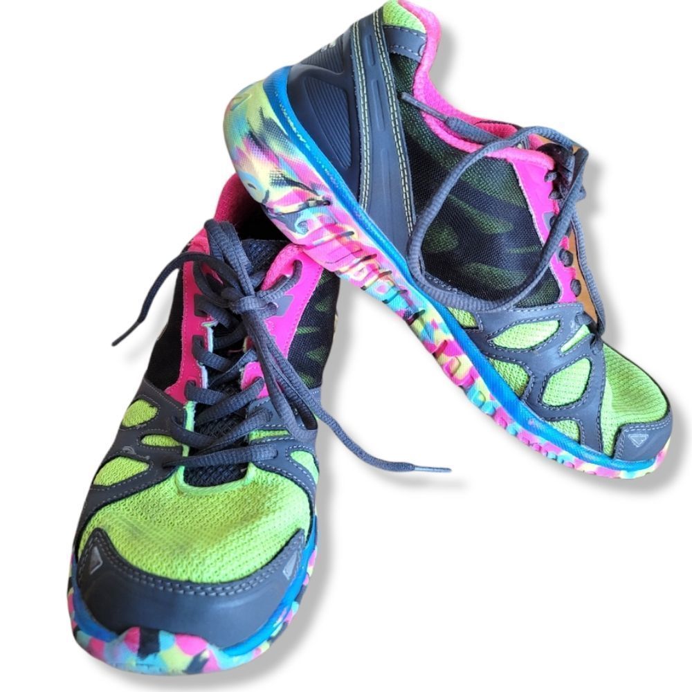 Fila shadow sprinter style multi color sneakers size 9